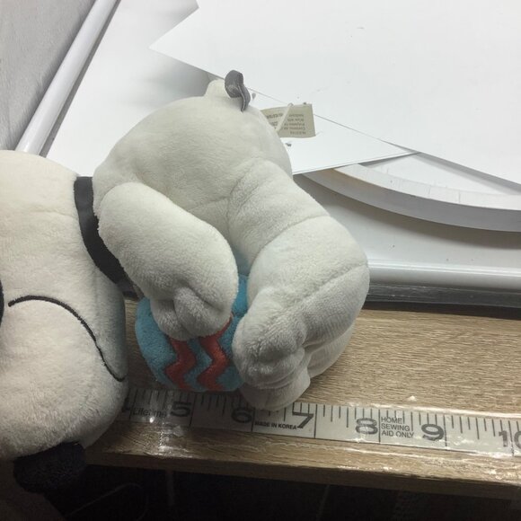 Hallmark Snoopy Plush Bunny Ears Easter Egg 8" Stuffed Animal Charlie Brown Dog - Picture 11 of 11